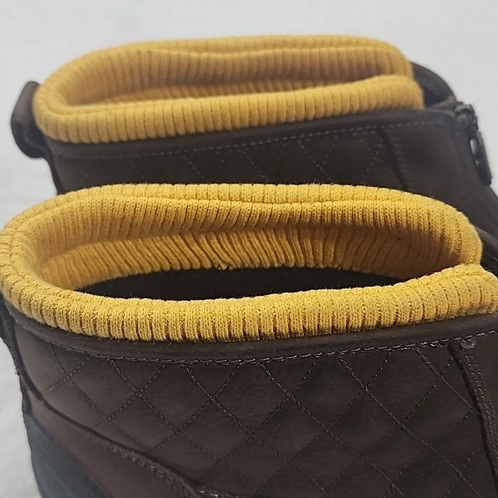 Clarks muckers waterproof